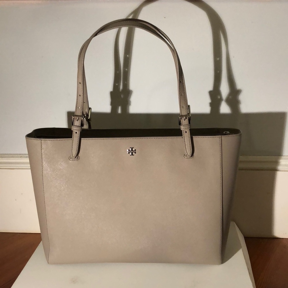 TORY BURCH shoulder bag NEW WITH PURSE BAG